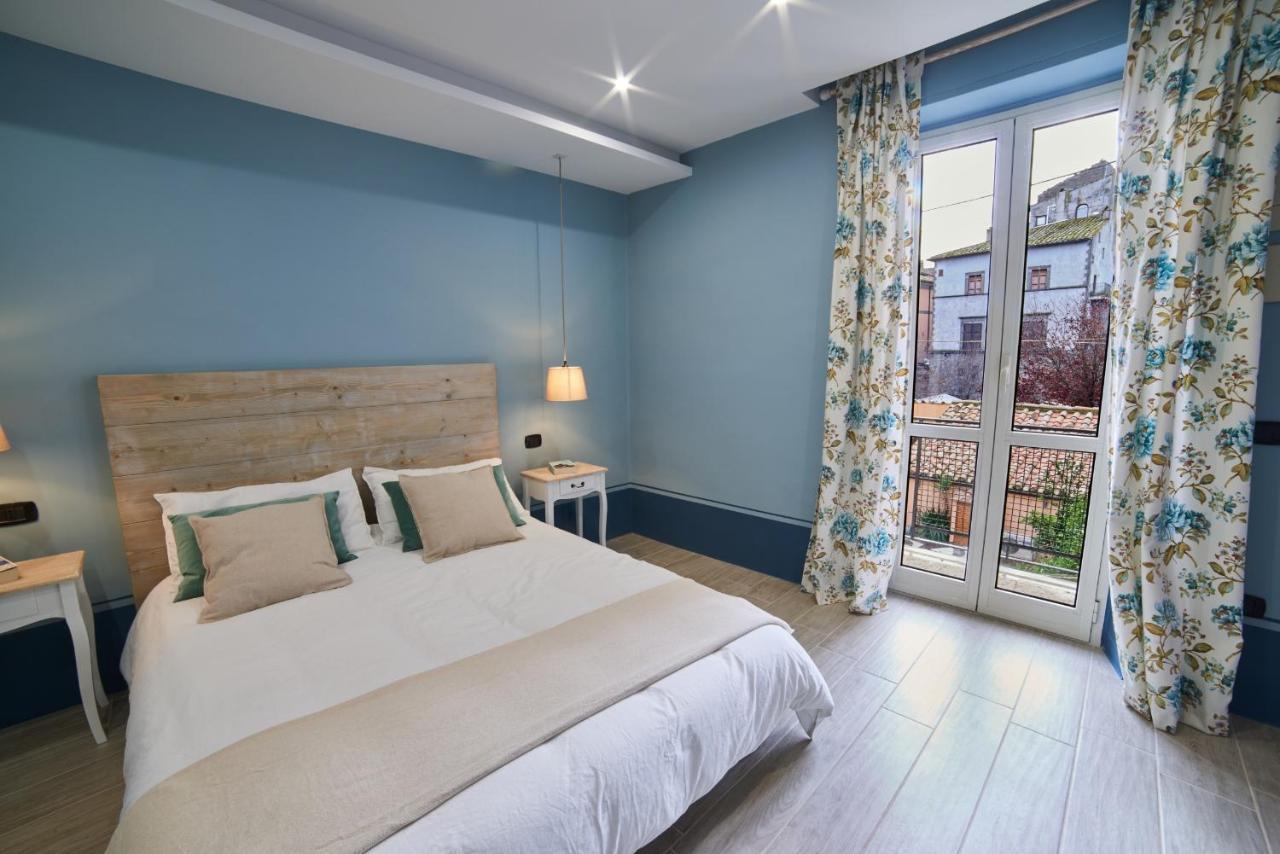 Hotel AL22 di piazza del Gesù à Viterbe Extérieur photo