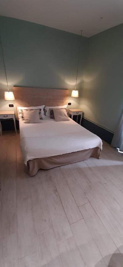 Hotel AL22 di piazza del Gesù à Viterbe Extérieur photo
