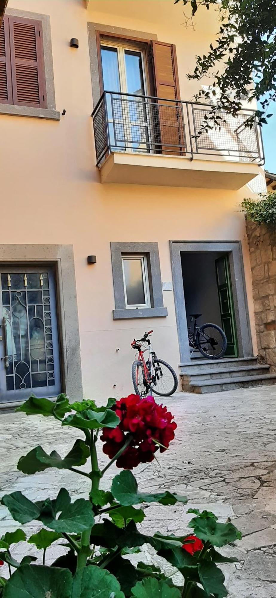 Hotel AL22 di piazza del Gesù à Viterbe Extérieur photo