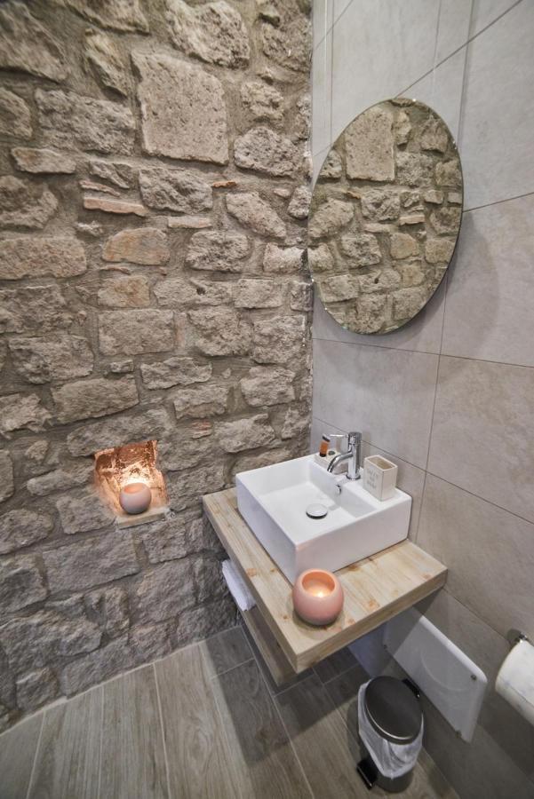 Hotel AL22 di piazza del Gesù à Viterbe Extérieur photo