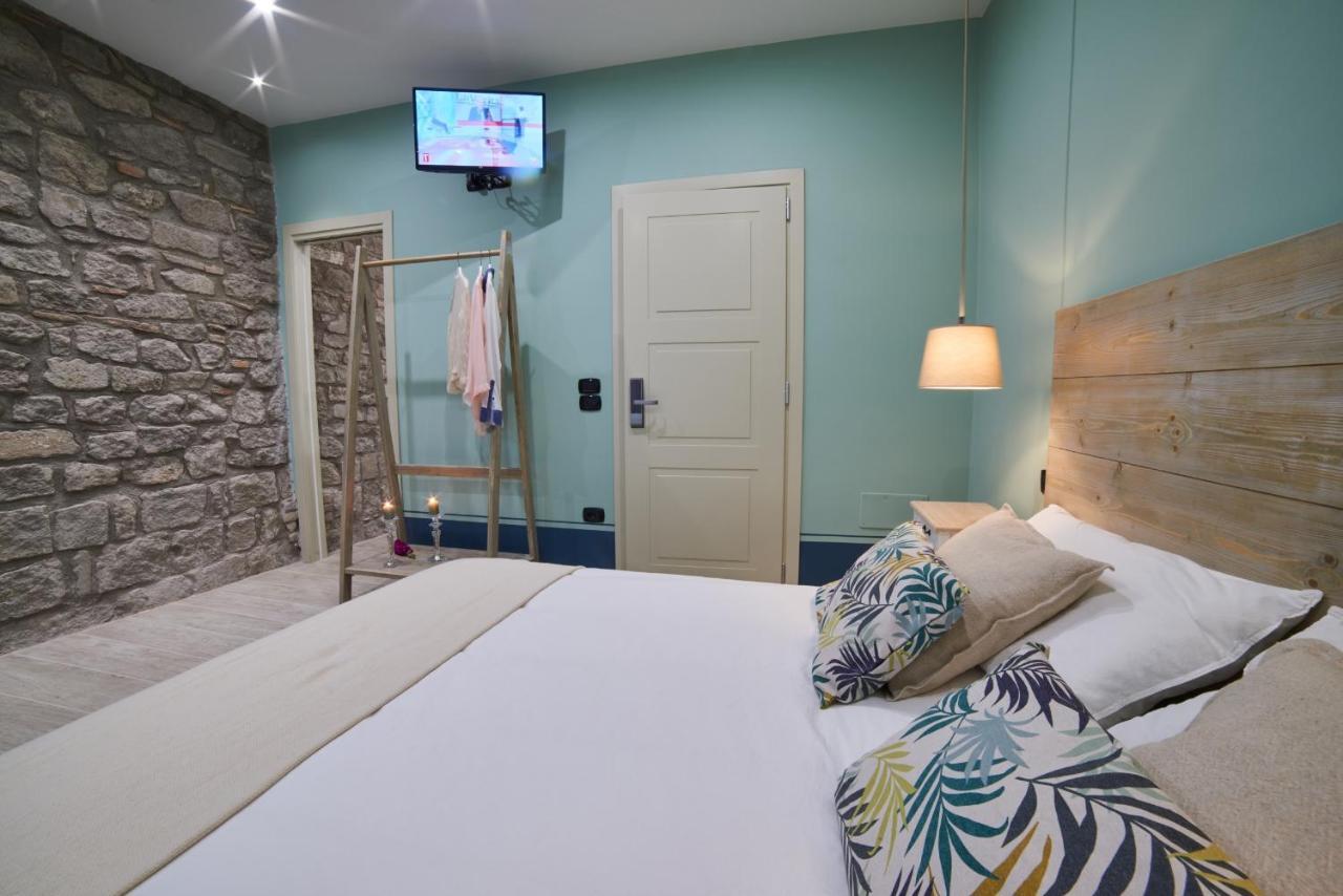 Hotel AL22 di piazza del Gesù à Viterbe Extérieur photo