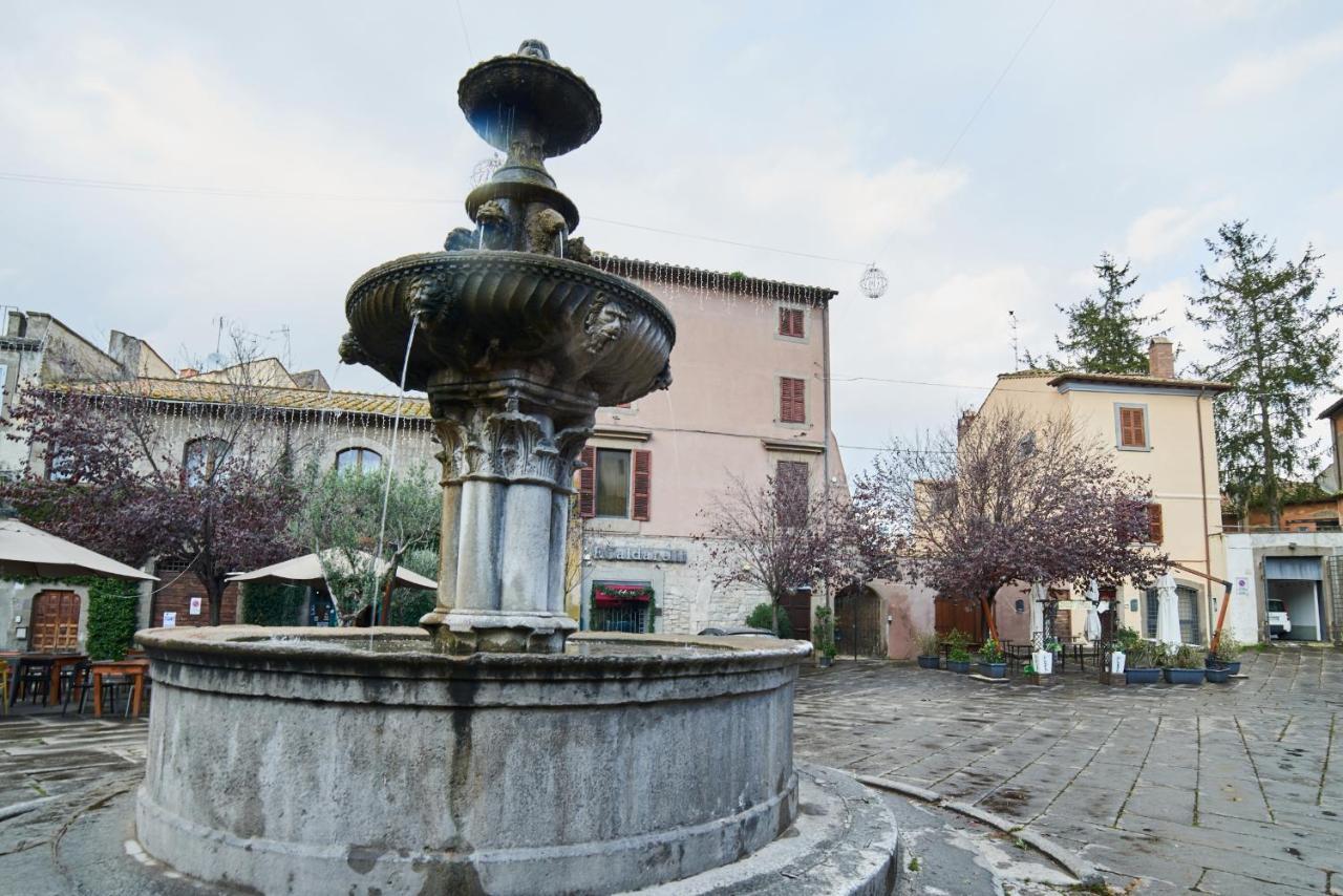 Hotel AL22 di piazza del Gesù à Viterbe Extérieur photo
